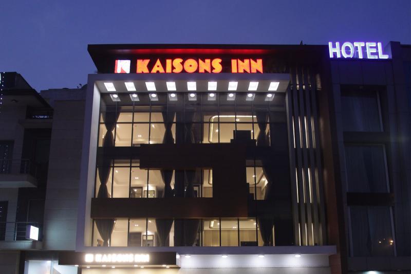 Kaisons Inn Нью-Дели Экстерьер фото